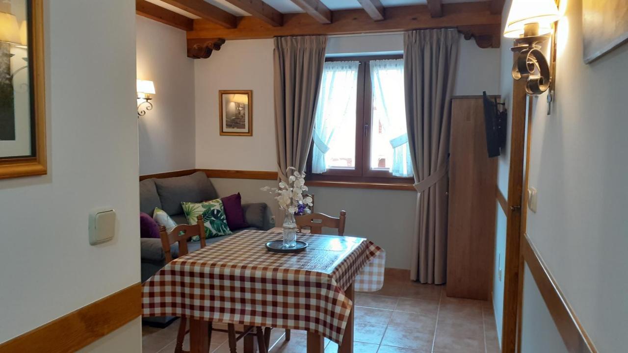 Apartamentos El Haya コスガヤ エクステリア 写真