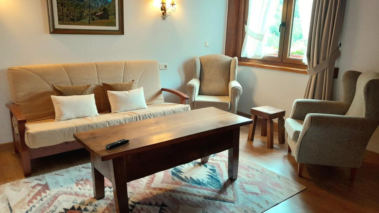 Apartamentos El Haya コスガヤ エクステリア 写真